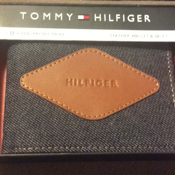 🆕AUTHENTIC TOMMY HILFIGER WALLET OR VALET - Picture 4 of 8